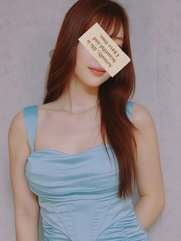 小林りさ