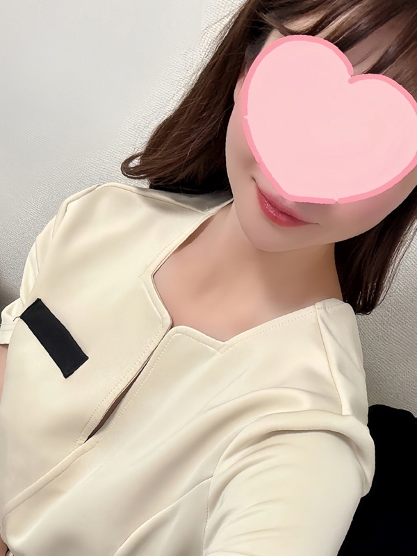 白井まりな