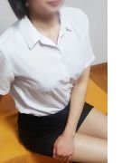 瀬戸みう(31)
