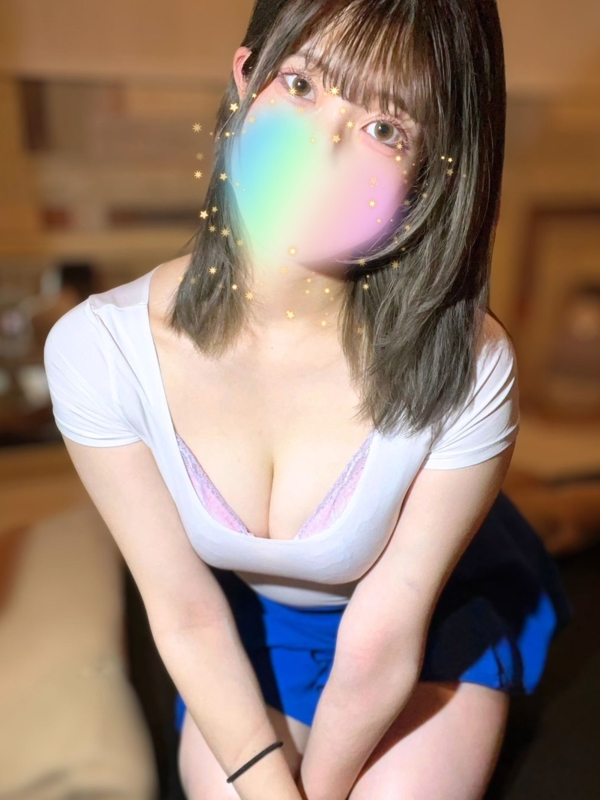 加賀ひまり