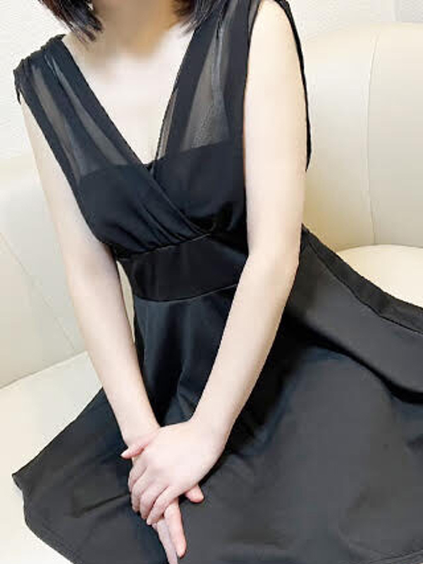 小西りほ