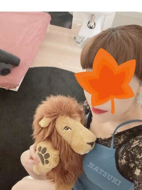 夏木ひとみ