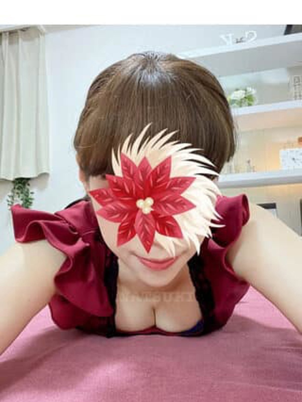 夏木ひとみ