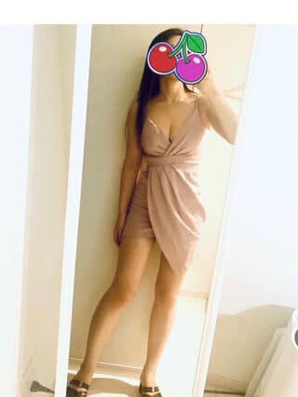 山崎まゆ